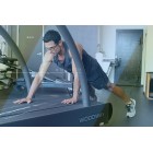 Tak Hanya Lari, 7 Gerakan Ini Bisa Anda Praktikkan ketika Treadmill