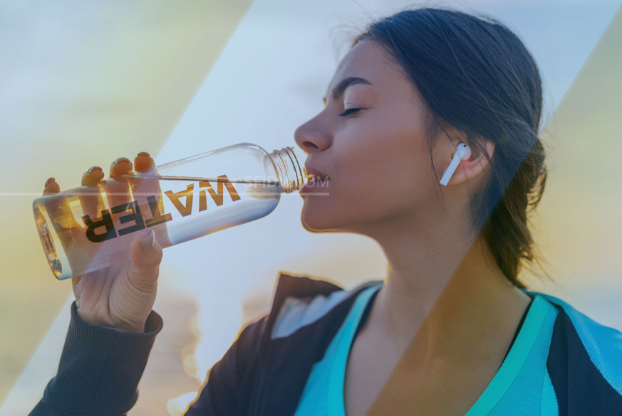 sfidn - Kebanyakan Minum Air Putih Itu Berbahaya, Kenali Gejala dan Cara Mengatasinya
